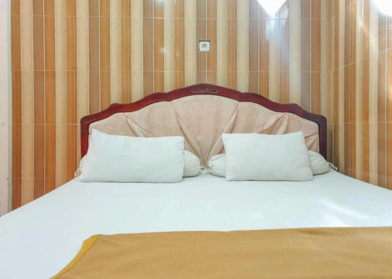 Hotel Mario Pulana Bone Watampone Buitenkant foto