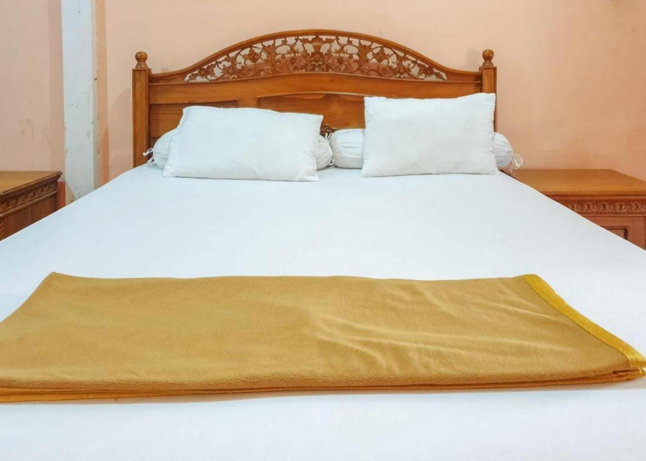 Hotel Mario Pulana Bone Watampone Buitenkant foto