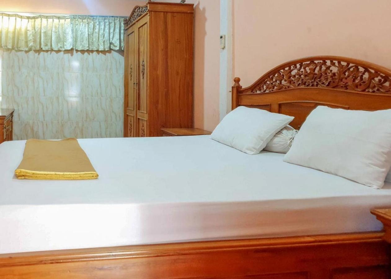 Hotel Mario Pulana Bone Watampone Buitenkant foto